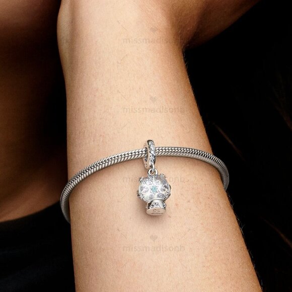 Pandora Snowflake Snowglobe Dangle Charm - Picture 4 of 5